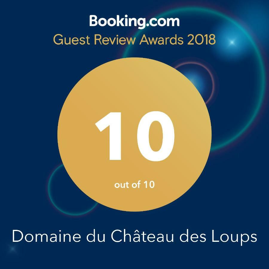 Chateau Des Loups - Les Pommiers Echire Bagian luar foto